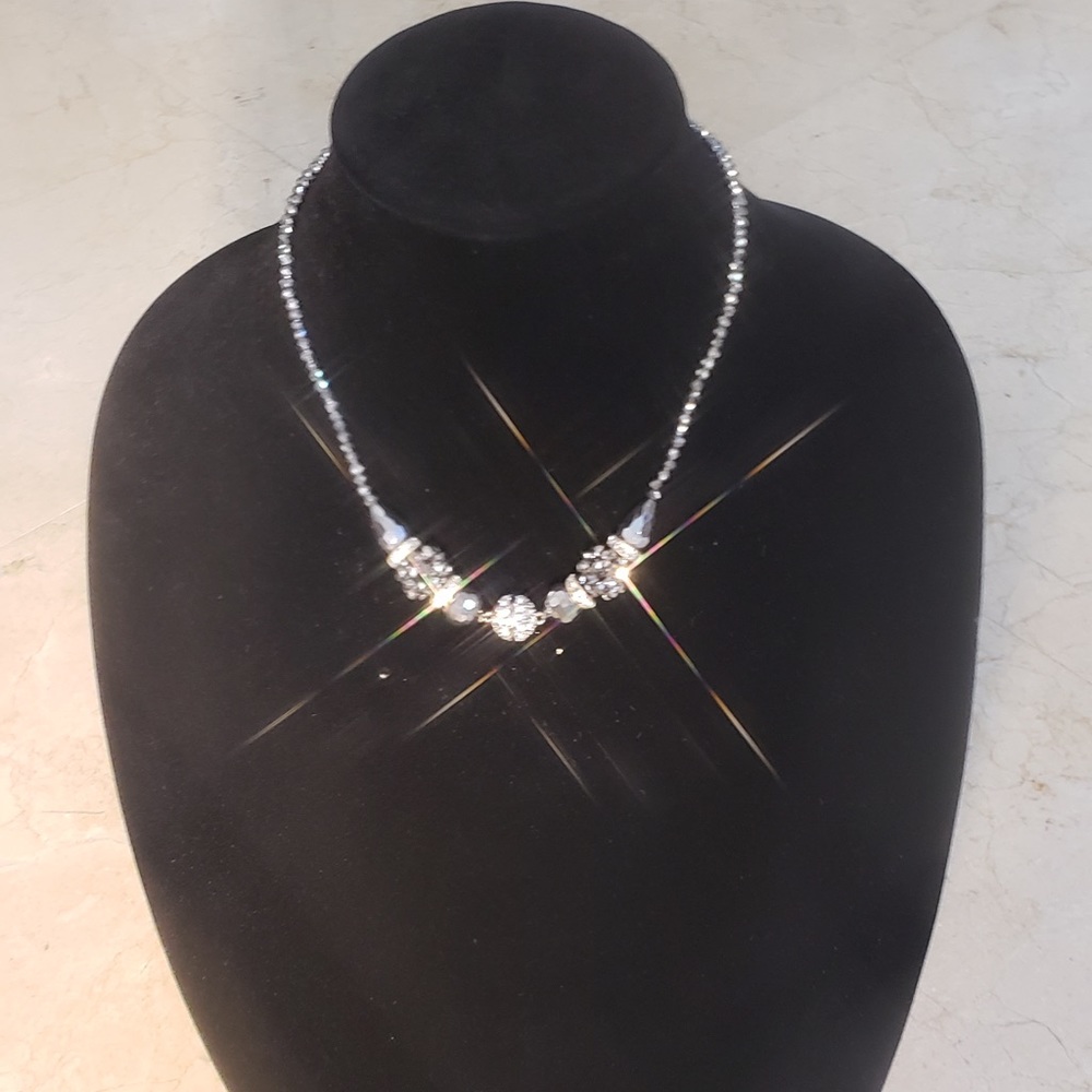 Short Beaded Necklace with Bling Accents